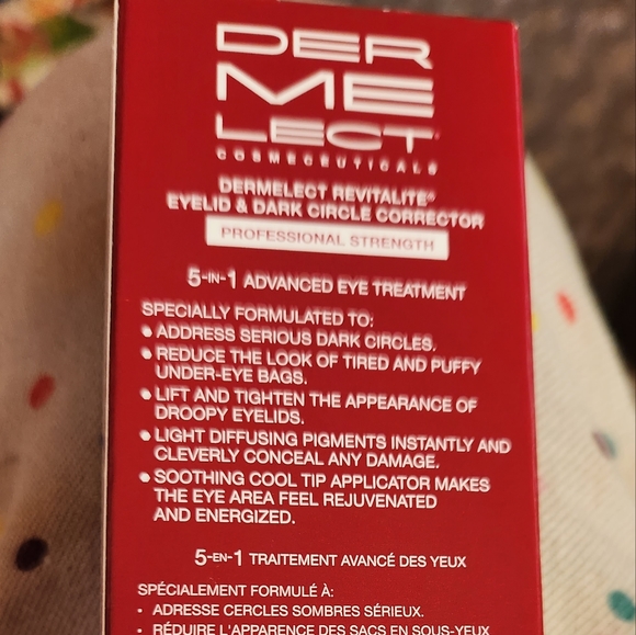 Profession strength eyelid&dark circle corrector by Dermelect - Picture 3 of 3